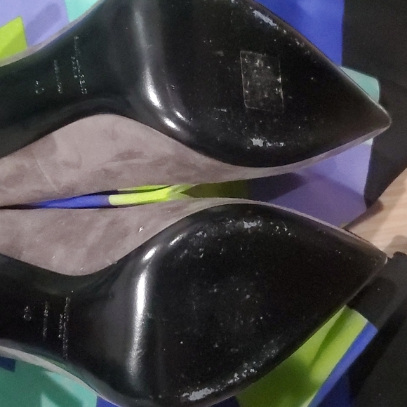 Saint Laurent Paris Pumps - Picture 8 of 9